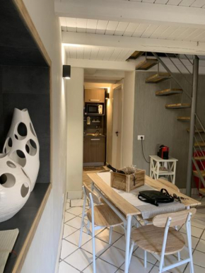 Vicolo Carini Home